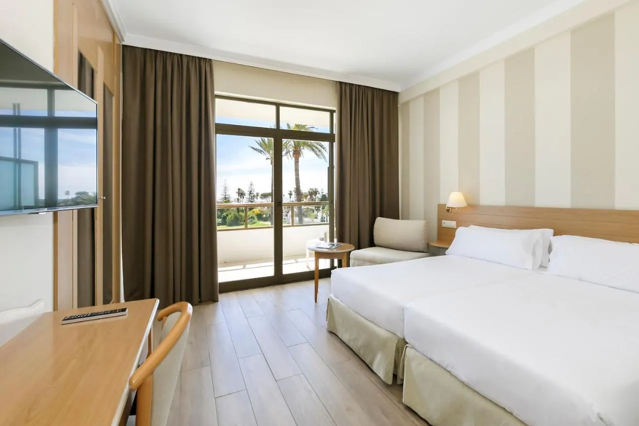 Sol Marbella Estepona Atalaya Park מלון